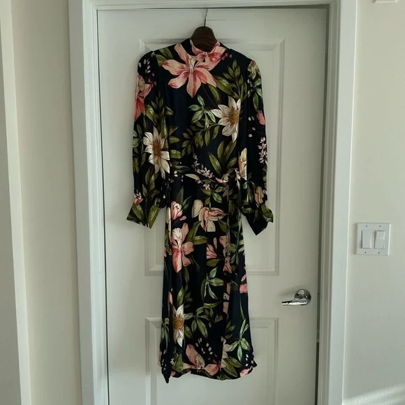 Farm Rio Black Surreal Flowers High Neck Midi Dress - Picture 4 of 8